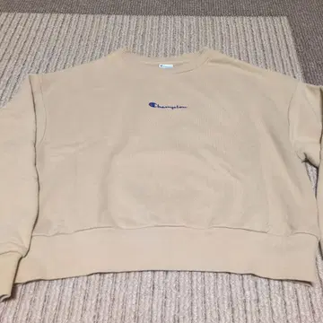 Champion 베이지 크루넥 맨투맨 Women's M