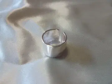 새상품 프리 사이즈 실버 반지 SV925