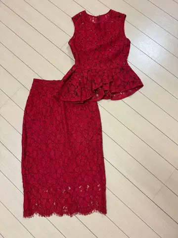 FRAY I.D 빨간색 드레스 셋업