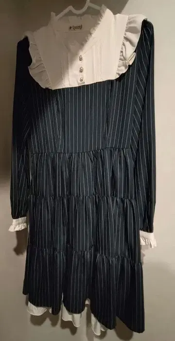 axes femme 티어드 절개 미니 원피스 M 그린