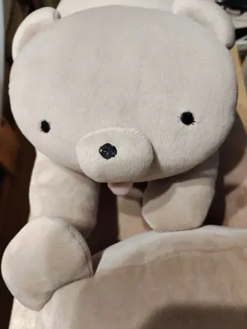 모찌곰 도망치는 여자