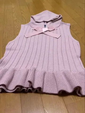 엠즈 그레이시 후드 부착 핑크 니트 베스트