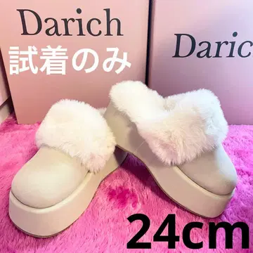 새상품 퍼 사보 샌들 무스탕 샌들 아이보리 24cm