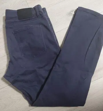 BLACK LABEL CRESTBRIDGE 치노 팬츠 네이비 85