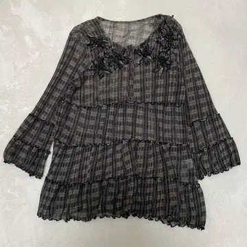 orsay 튜닉 그레이 플레어 소매 꽃 장식 체크