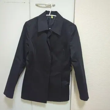 블랙 테일러드 자켓 플랑드르