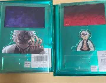 아크릴 스탠드 캔뱃지