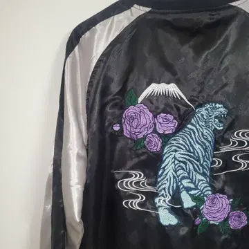 컨트라이브 CONTRIBE 새틴 스카잔