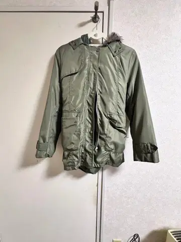 올리브 그린 후드 부착 자켓 밀리터리 코트 150 160