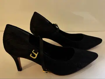 [ 미사용 새상품 ] 스틸레토 펌프스 스트랩 포함 22.5cm