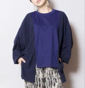 [ 새상품 ] osmosis 절개 개더 풀오버 사이즈 F