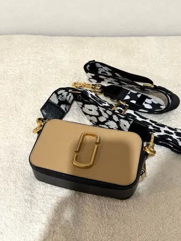 [레어 디자인] 마크 제이콥스 | 스냅샷 숄더백