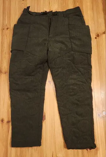 카고 팬츠 올리브 그린 퀼팅 초온