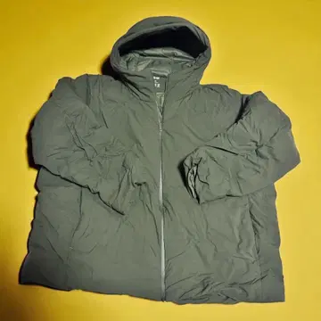 UNIQLO 4XL 다운 자켓