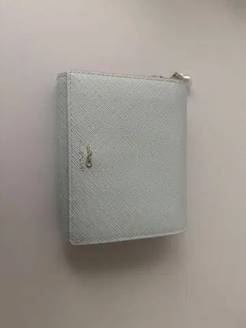 질 스튜어트 3단 폴더형 지갑 스카이블루