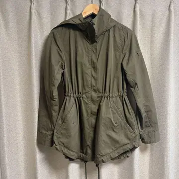 새상품급 [타트라스] 리버서블 후드 부착 모즈 코트