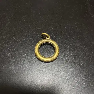 weirdo 휠 목걸이 탑 NON SKID TOP BRASS