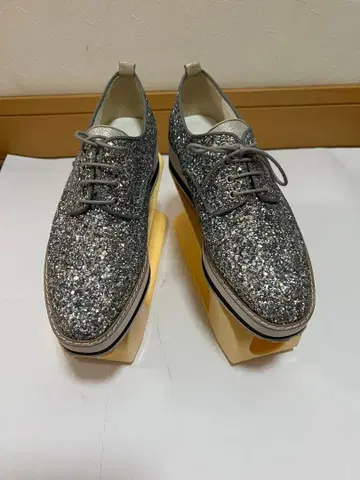 DIANA 실버 글리터 레이스업 슈즈