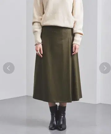 UNITED ARROWS 플레어 스커트