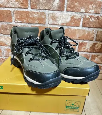 새상품급 사이즈 26.5am MOUNTEK 트레킹 슈즈 색상 카키