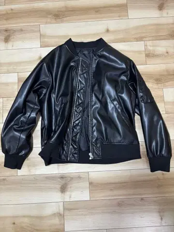 블랙 가죽 봄버 자켓