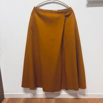 IENA 플레어 스커트 머스타드 컬러 사이드 포켓