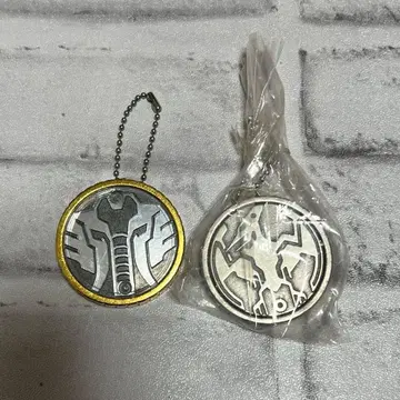 가면라이더 오즈 코어 메달 셀 메달 키링 세트