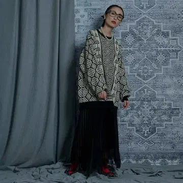 미사용 토마스 맥파이 다마스크 니트