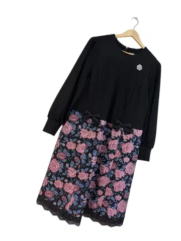 2025AW 슈퍼 뷰티 꽃무늬 자카드 직조 절개 원피스 44