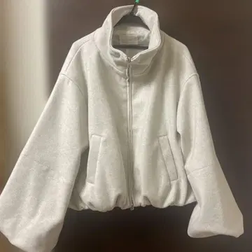 페이크 울 볼륨 소매 숏 자켓