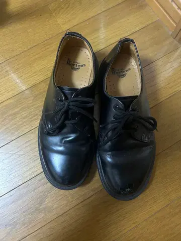 닥터 마틴 블랙 레이스업 슈즈