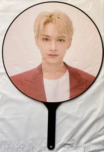 [ 세븐틴 공식 부채 ] 준 BE THE SUN seventeen 세븐틴