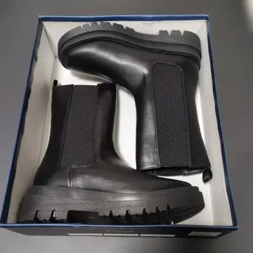 트랙 밑창 사이드 고어 부츠 menue 24-24.5cm