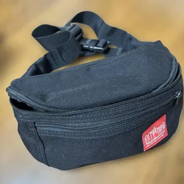 블랙 바디백 웨스트 파우치