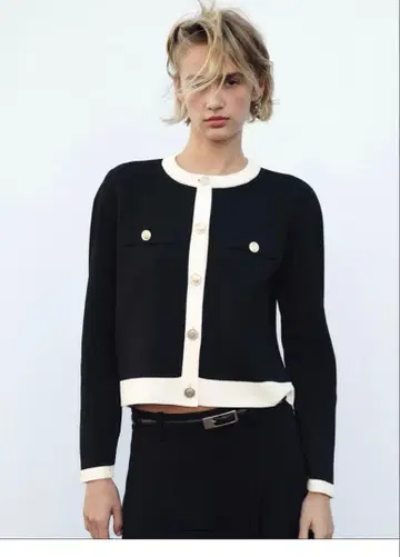 ZARA 골드 버튼 니트 가디건