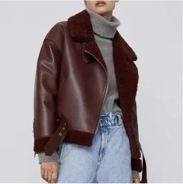 즉시 완판템 ZARA 인조 가죽 자켓 보아 자켓 XS
