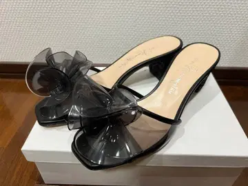 클리어 블랙 플라워 리본 뮬