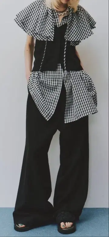 LA BELLE ETUDE 뷔스티에 올인원