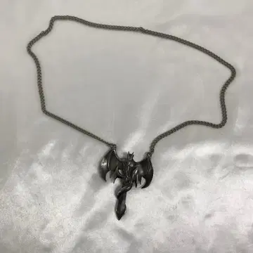 아의 탑 문장 펜던트 [마술사 오펜]