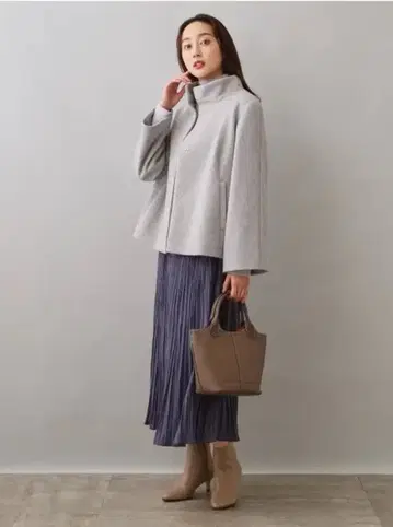 새상품! UNTITLED 스탠드 카라 숏코트