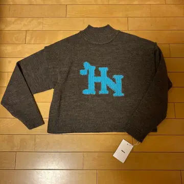 Shun HN 로고 자수 하이넥 니트