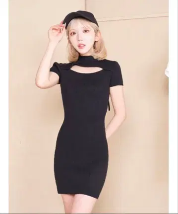 다리치 Darich 컷 리본 니트 미니 원피스