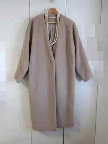 새상품급 하우스 오브 로터스 노카라 슬릿 코트 베이지