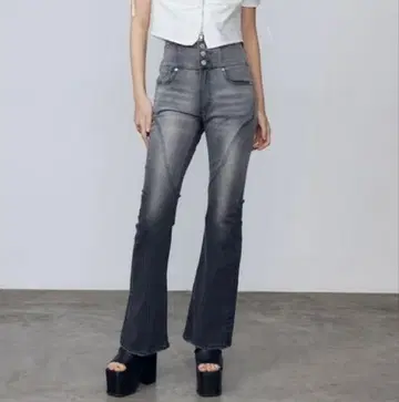 EMODA 컷 아웃 하이웨스트 플레어 팬츠 블랙 S