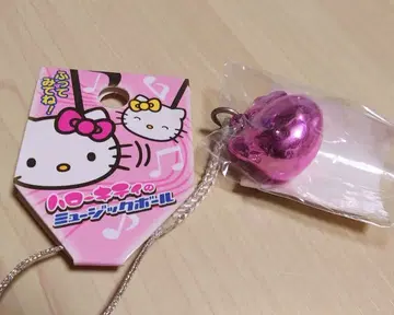 산리오 헬로키티 방울 스트랩 뮤직볼 미사용 새상품 자택 보관품