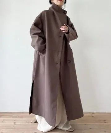 [ wee9s ] 스무스 터치 스탠드 넥 롱 코트/모카/FREE