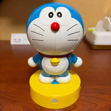 도라에몽 인감 센서 라이트 피규어