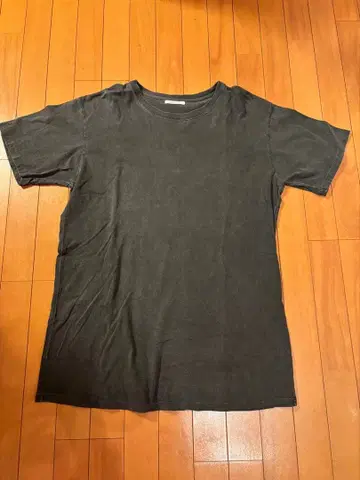 다크 그레이 T셔츠 사이즈 M