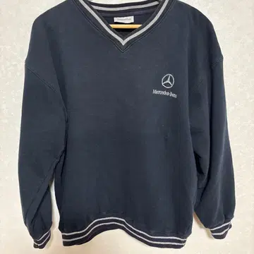 Mercedes-Benz 네이비 V넥 트레이닝복 벤츠