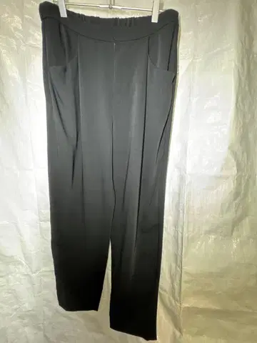 언타이틀 블랙 허리밴딩 팬츠 사이즈 4